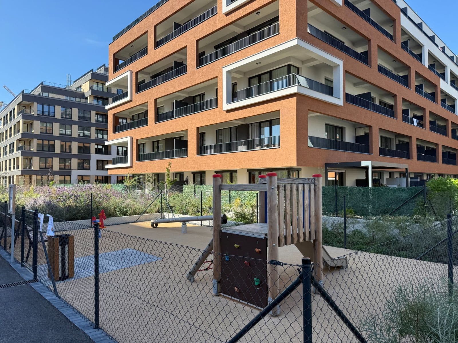 Pronájem bytu 1+kk 32 m², Poděbradská, Praha, Praha Pronájem bytu 1+kk 32 m², Poděbradská, Praha, Praha