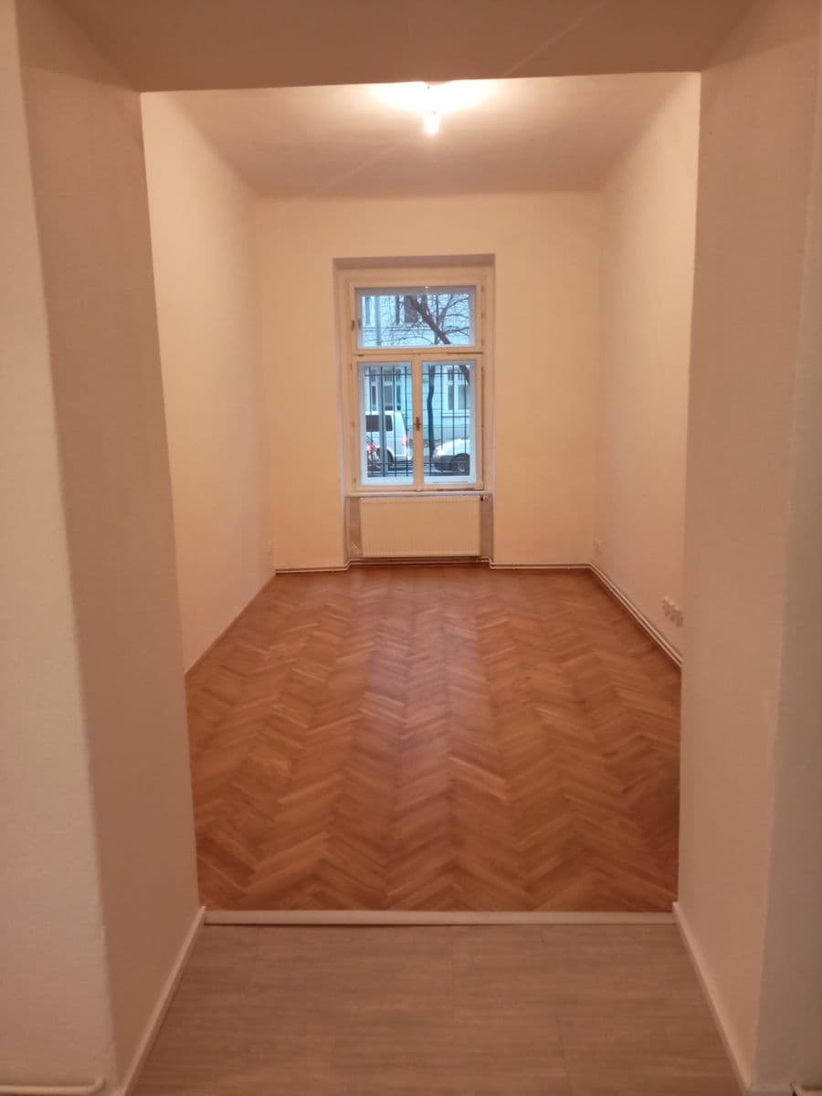 Pronájem bytu 2+1 62 m², Korunovační, Praha, Praha Pronájem bytu 2+1 62 m², Korunovační, Praha, Praha