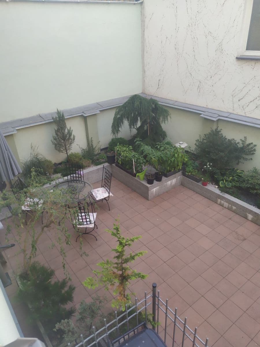 Pronájem bytu 2+1 62 m², Korunovační, Praha, Praha Pronájem bytu 2+1 62 m², Korunovační, Praha, Praha