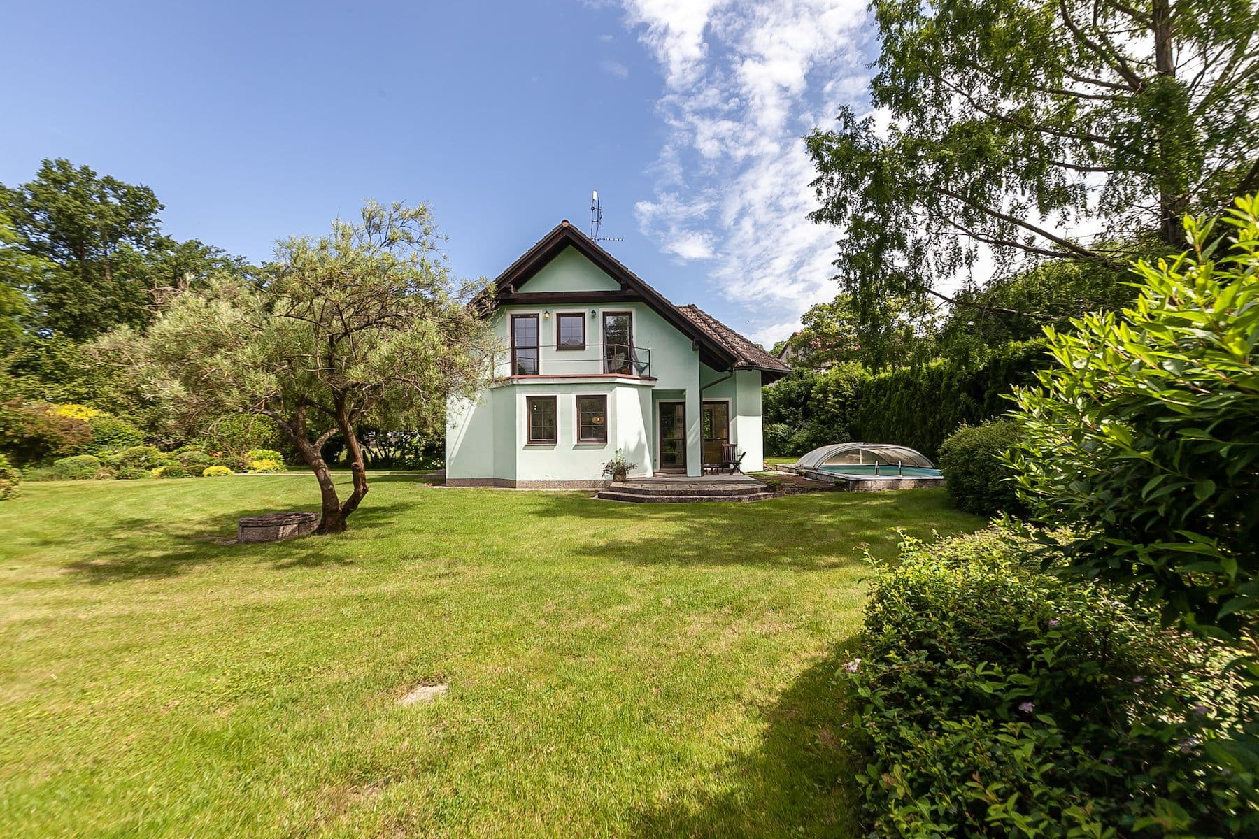 Prodej domu 152 m², pozemek 3.220 m², Na Červeném Hrádku, Sedlčany, Středočeský kraj Prodej domu 152 m², pozemek 3.220 m², Na Červeném Hrádku, Sedlčany, Středočeský kraj