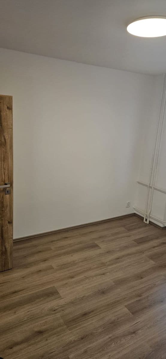 Pronájem bytu 2+1 52 m², Hornická, Tišnov, Jihomoravský kraj Pronájem bytu 2+1 52 m², Hornická, Tišnov, Jihomoravský kraj
