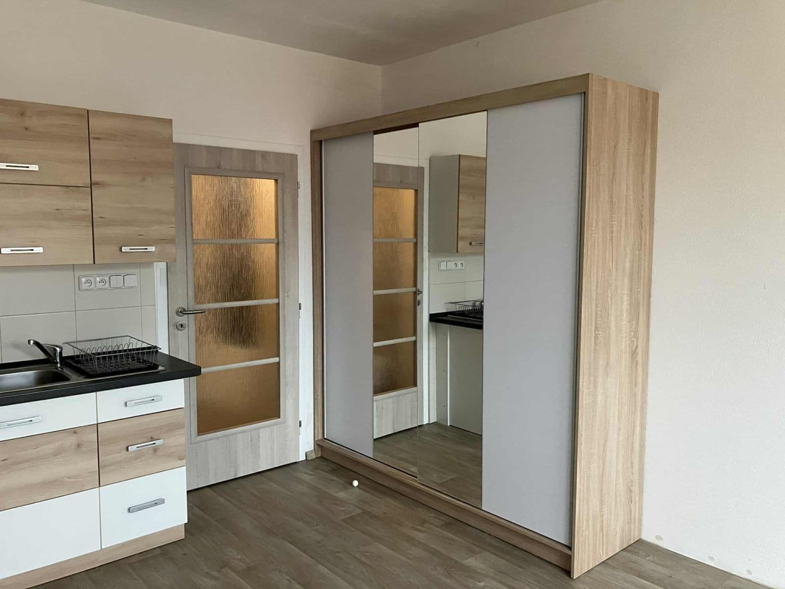 Pronájem bytu 1+kk 31 m², Svobody, Třeboň, Jihočeský kraj Pronájem bytu 1+kk 31 m², Svobody, Třeboň, Jihočeský kraj