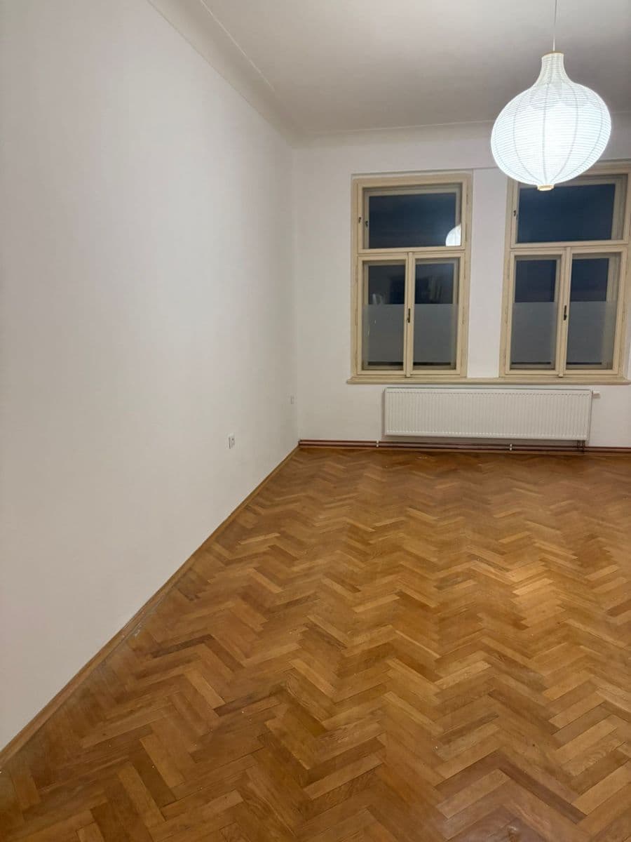 Pronájem bytu 4+1 26 m², Mánesova, Praha, Praha Pronájem bytu 4+1 26 m², Mánesova, Praha, Praha