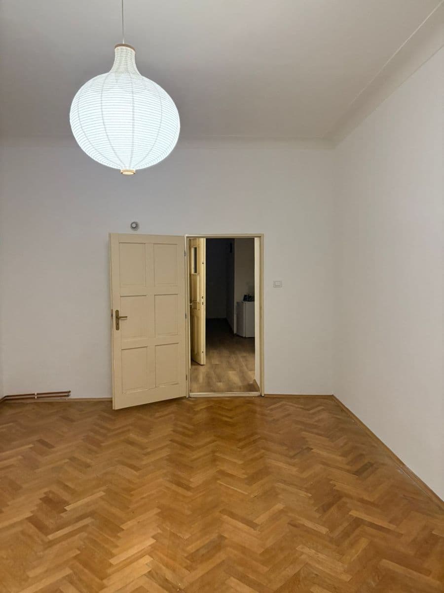 Pronájem bytu 4+1 26 m², Mánesova, Praha, Praha Pronájem bytu 4+1 26 m², Mánesova, Praha, Praha