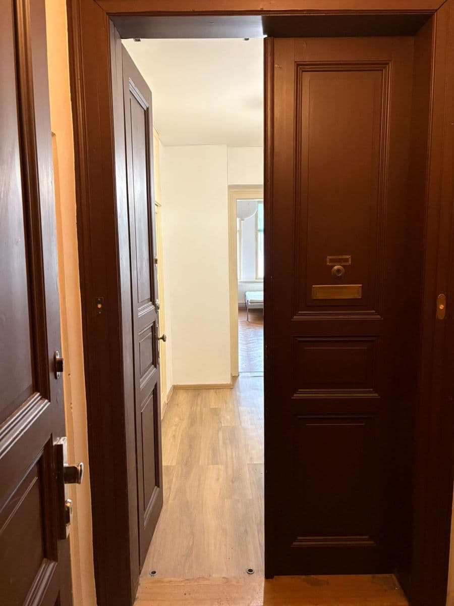 Pronájem bytu 4+1 26 m², Mánesova, Praha, Praha Pronájem bytu 4+1 26 m², Mánesova, Praha, Praha