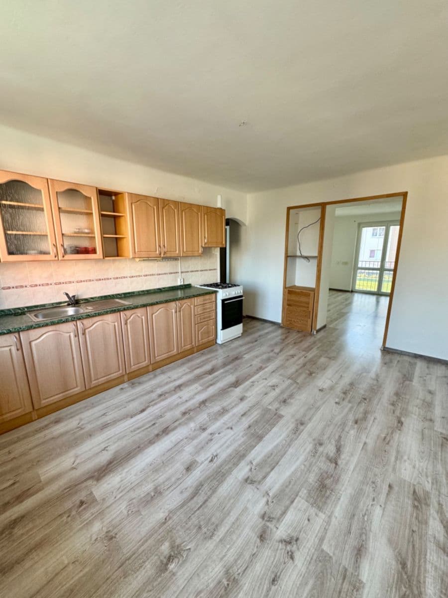 Prodej bytu 2+1 55 m², Zahradní, Horní Slavkov, Karlovarský kraj Prodej bytu 2+1 55 m², Zahradní, Horní Slavkov, Karlovarský kraj