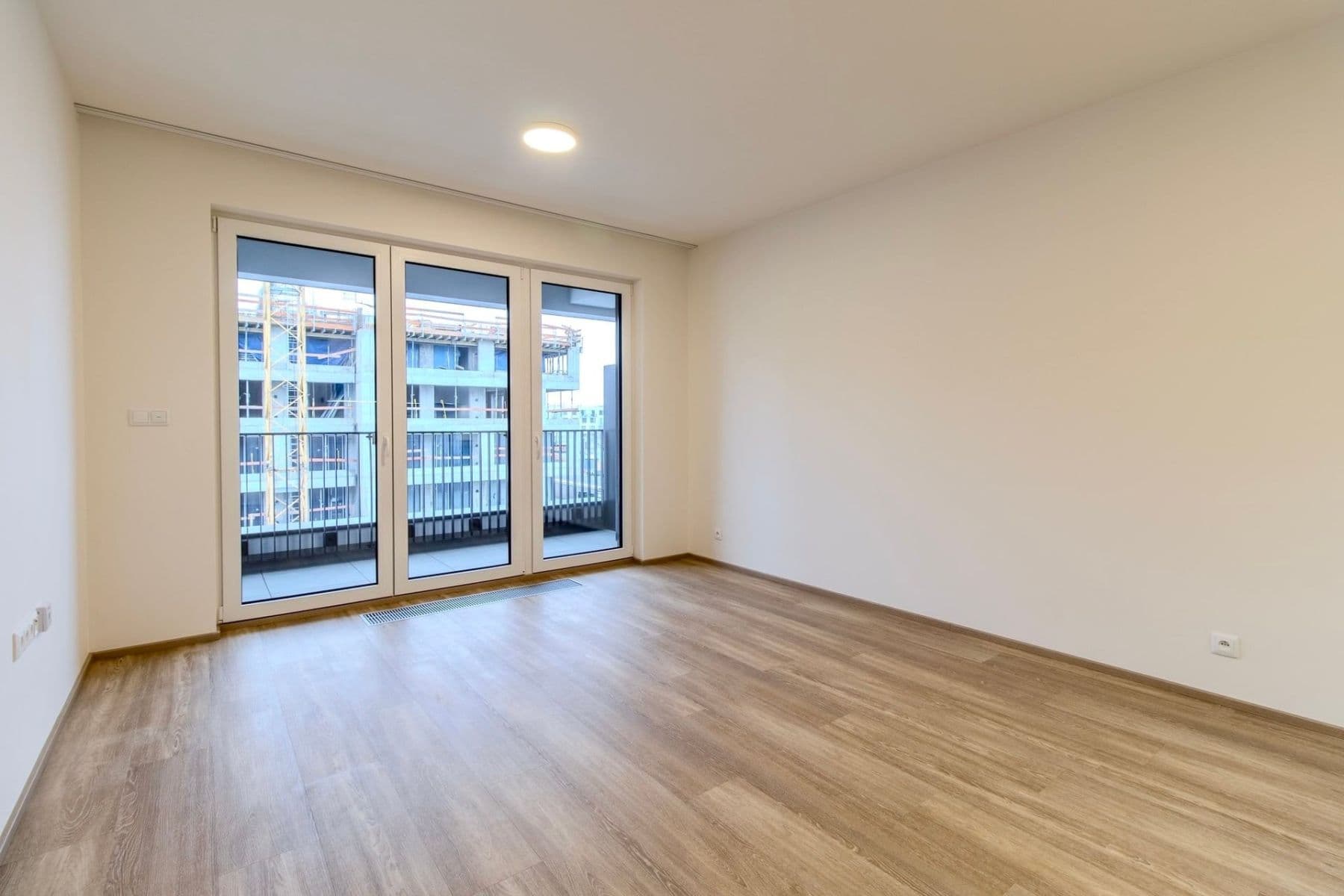 Pronájem bytu 1+kk 30 m², Poděbradská, Praha, Praha Pronájem bytu 1+kk 30 m², Poděbradská, Praha, Praha
