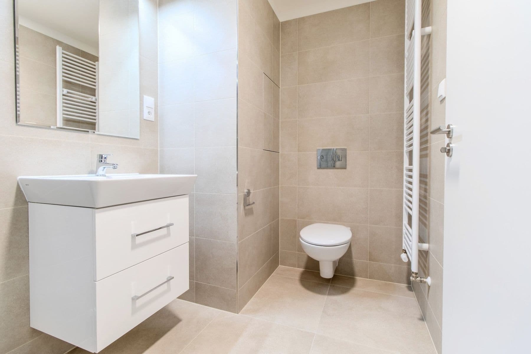 Pronájem bytu 1+kk 30 m², Poděbradská, Praha, Praha Pronájem bytu 1+kk 30 m², Poděbradská, Praha, Praha
