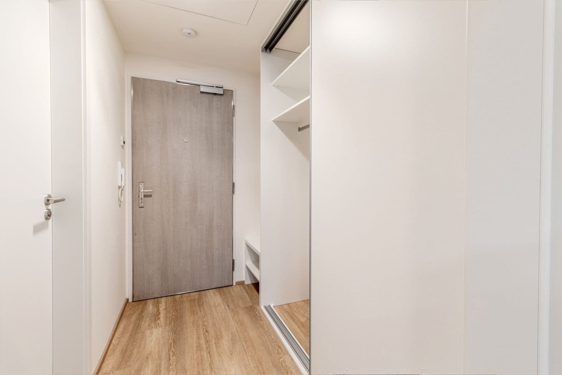 Pronájem bytu 1+kk 30 m², Poděbradská, Praha, Praha Pronájem bytu 1+kk 30 m², Poděbradská, Praha, Praha