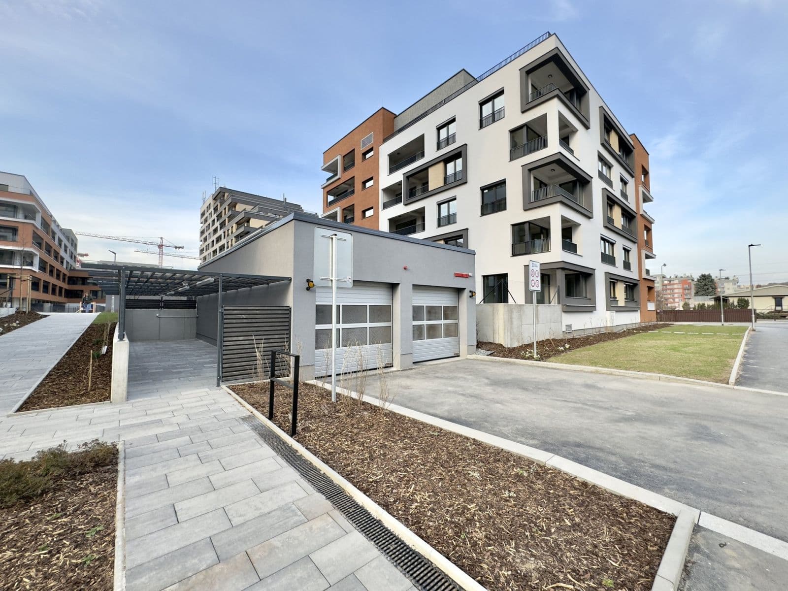 Pronájem bytu 1+kk 30 m², Poděbradská, Praha, Praha Pronájem bytu 1+kk 30 m², Poděbradská, Praha, Praha