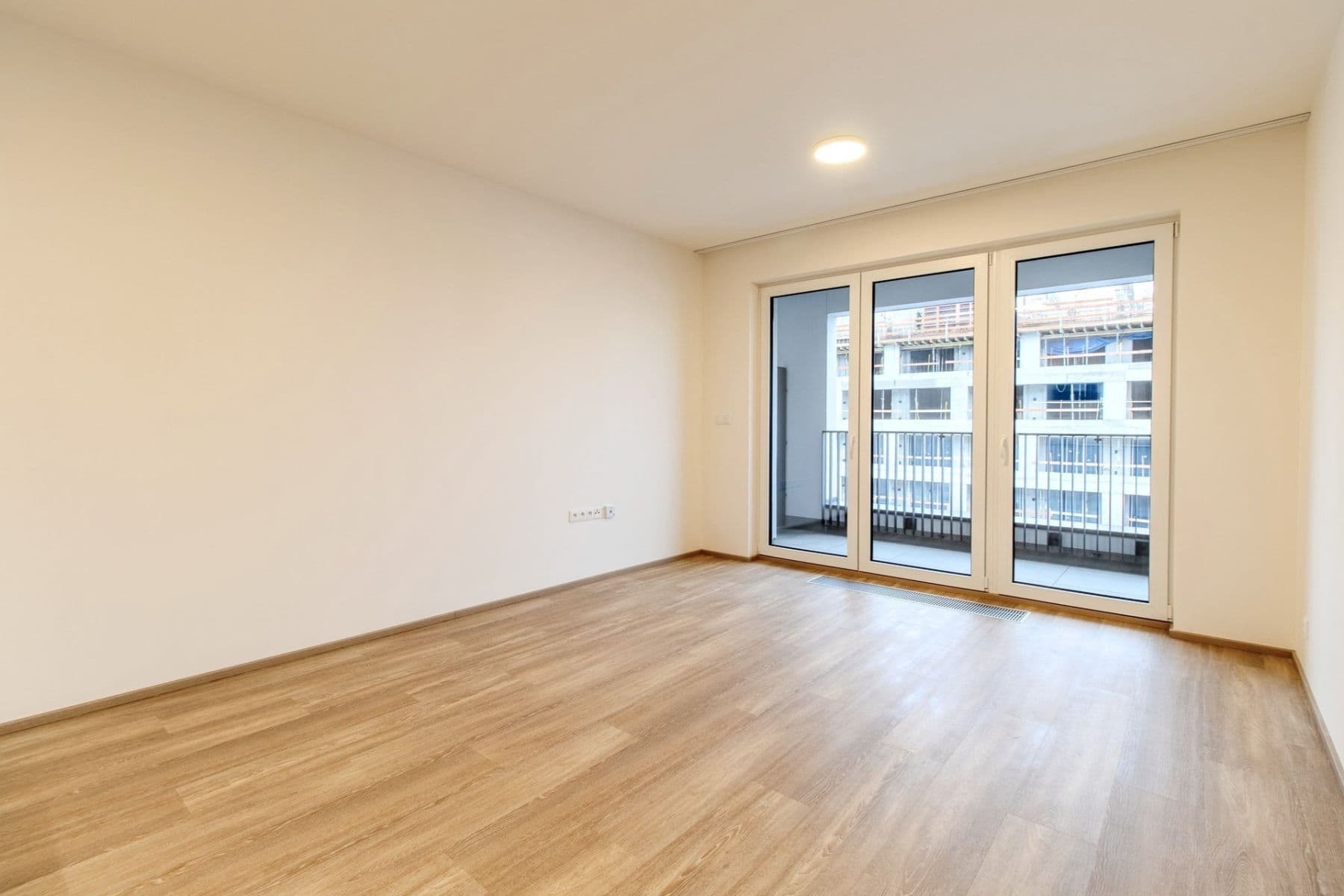 Pronájem bytu 1+kk 30 m², Poděbradská, Praha, Praha Pronájem bytu 1+kk 30 m², Poděbradská, Praha, Praha