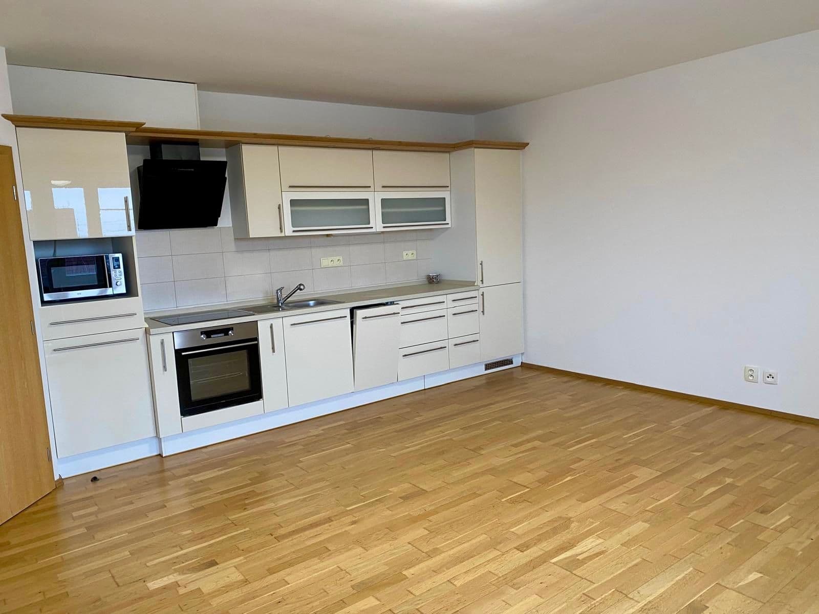 Pronájem bytu 2+kk 58 m², Břeclavská, Praha, Praha Pronájem bytu 2+kk 58 m², Břeclavská, Praha, Praha