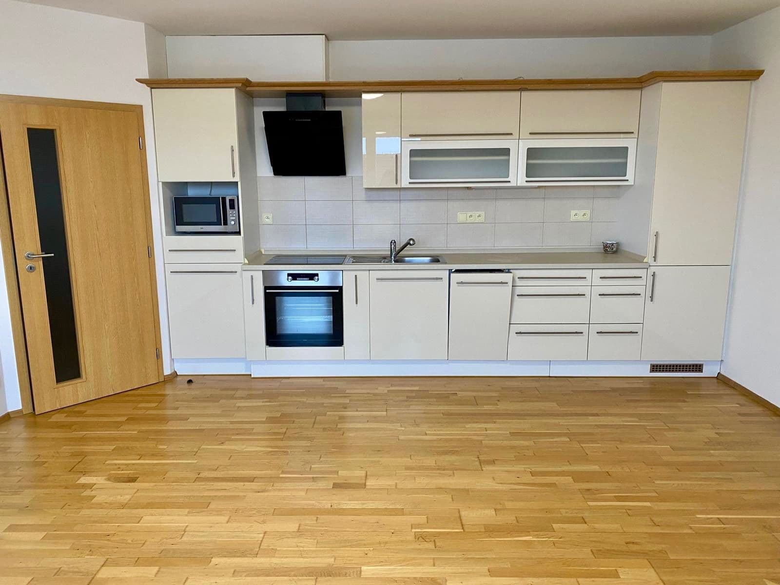 Pronájem bytu 2+kk 58 m², Břeclavská, Praha, Praha Pronájem bytu 2+kk 58 m², Břeclavská, Praha, Praha