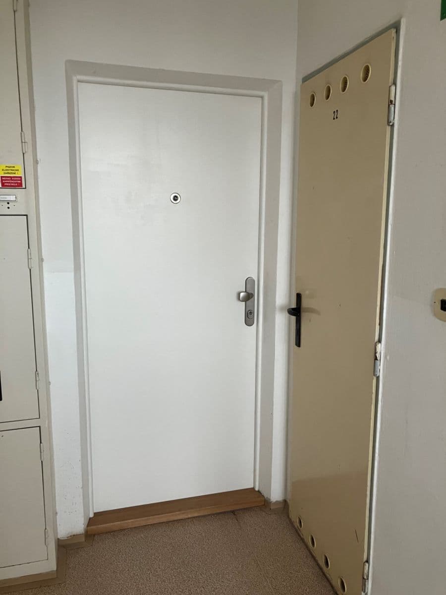 Pronájem bytu 1+1 27 m², Varnsdorfská, Praha, Praha Pronájem bytu 1+1 27 m², Varnsdorfská, Praha, Praha