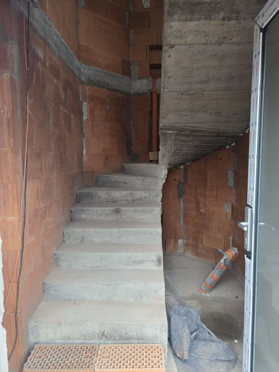 Prodej bytu 3+kk 82 m², Šternberská, Divišov, Středočeský kraj Prodej bytu 3+kk 82 m², Šternberská, Divišov, Středočeský kraj