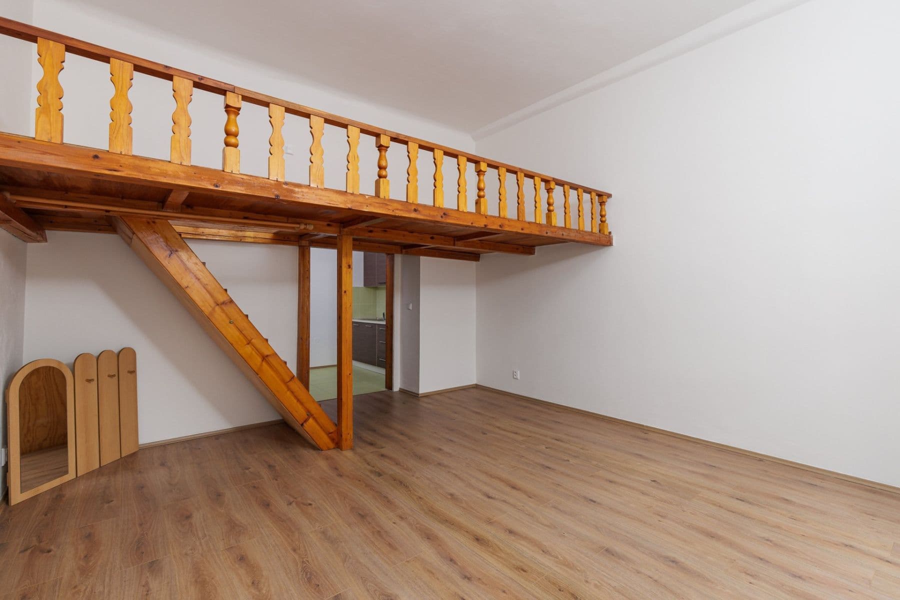 Pronájem bytu 1+kk 36 m², Preslova, Praha, Praha Pronájem bytu 1+kk 36 m², Preslova, Praha, Praha