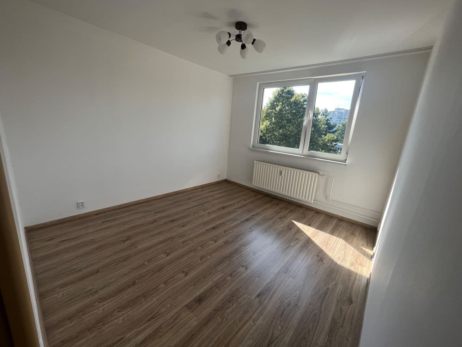 Pronájem bytu 2+1 56 m², Lesní, Orlová, Moravskoslezský kraj Pronájem bytu 2+1 56 m², Lesní, Orlová, Moravskoslezský kraj