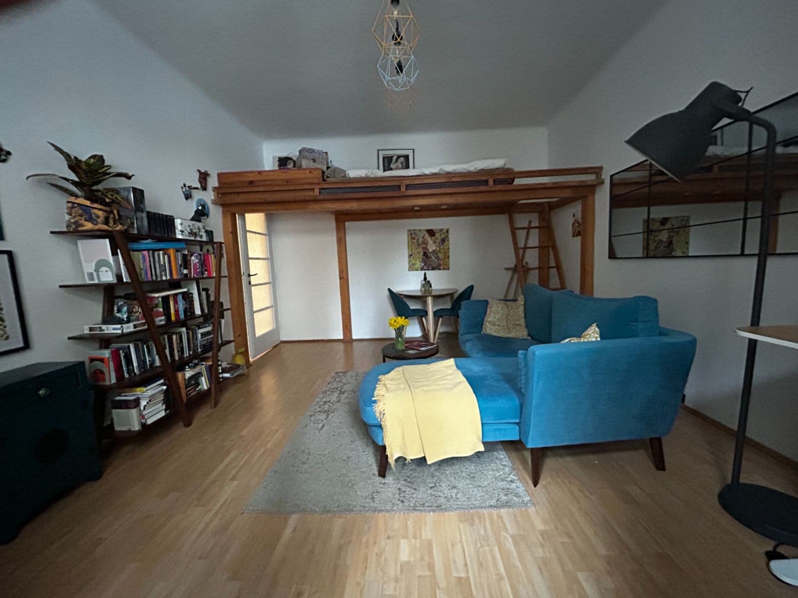 Pronájem bytu 2+kk 48 m², Tolstého, Praha, Praha Pronájem bytu 2+kk 48 m², Tolstého, Praha, Praha