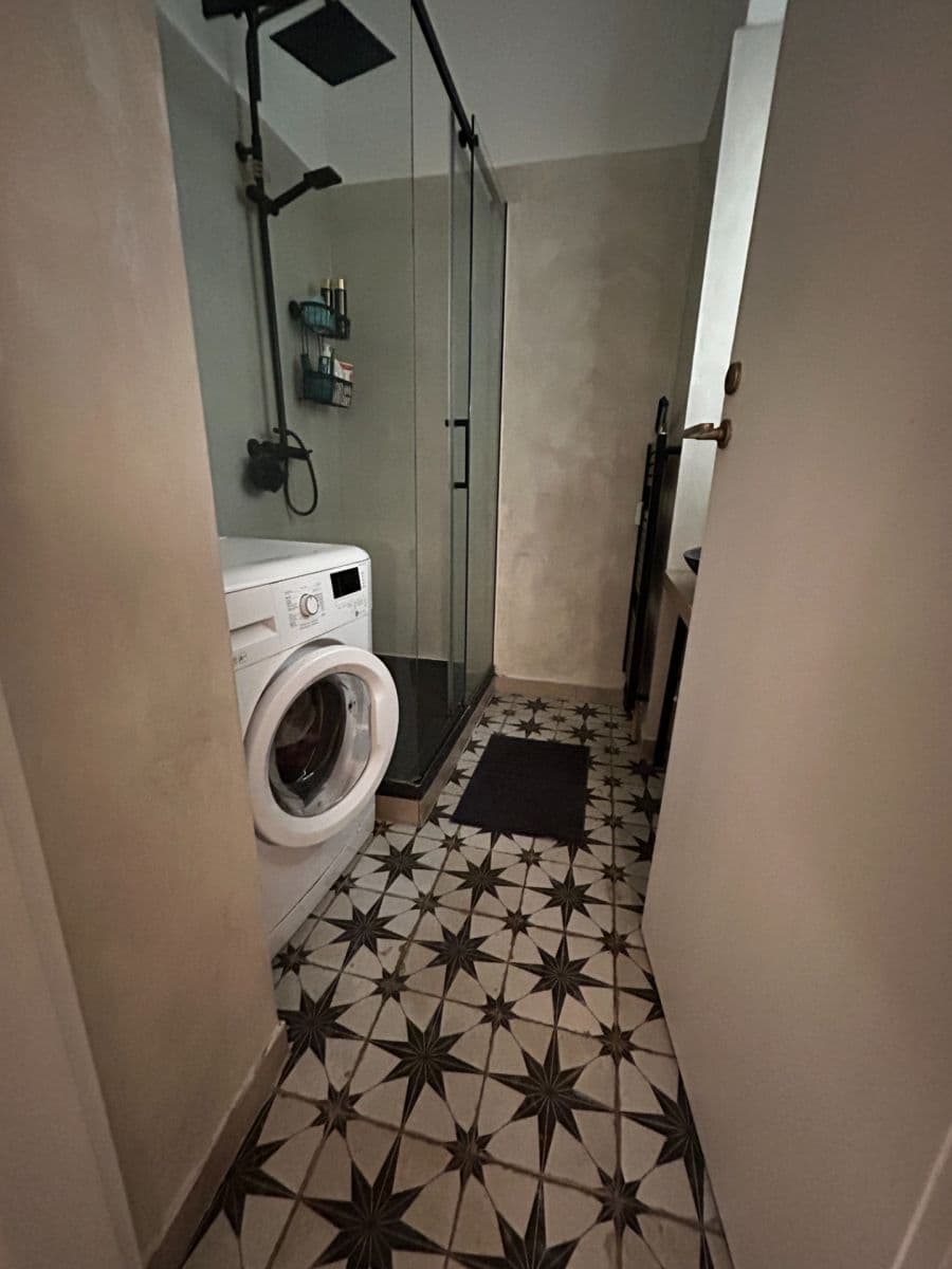 Pronájem bytu 2+kk 48 m², Tolstého, Praha, Praha Pronájem bytu 2+kk 48 m², Tolstého, Praha, Praha