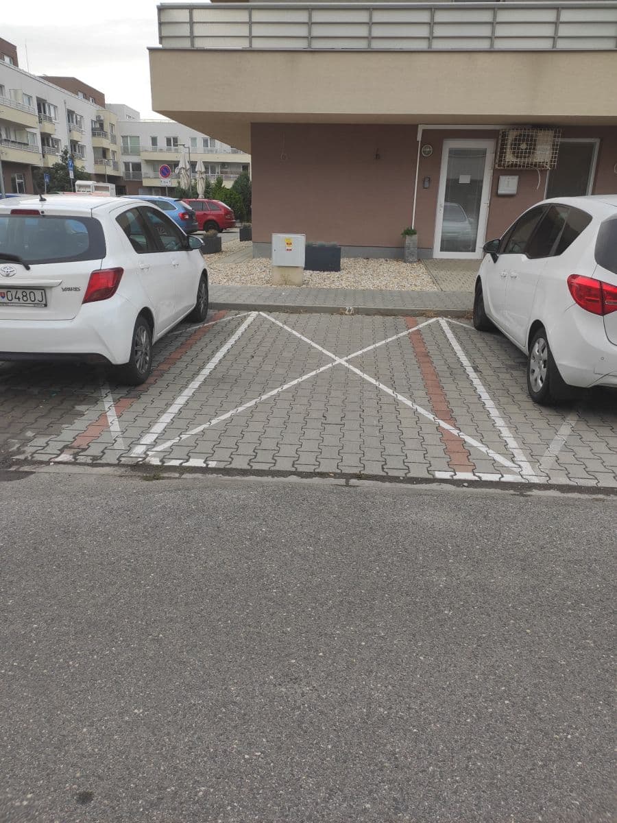 Pronájem bytu 2+1 55 m², Kvetná, Rovinka, Bratislavský kraj Pronájem bytu 2+1 55 m², Kvetná, Rovinka, Bratislavský kraj