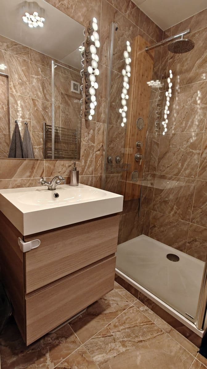 Pronájem bytu 1+1 32 m², Jabloňová, Praha, Praha Pronájem bytu 1+1 32 m², Jabloňová, Praha, Praha