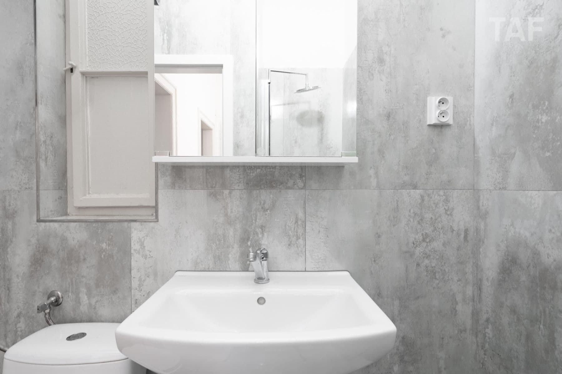 Prodej bytu 2+kk 43 m², Lucemburská, Praha, Praha Prodej bytu 2+kk 43 m², Lucemburská, Praha, Praha