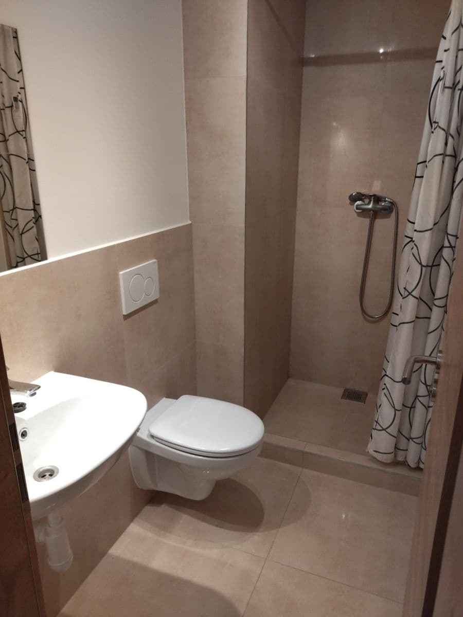 Pronájem bytu 1+kk 32 m², Na Cikánce, Praha, Praha Pronájem bytu 1+kk 32 m², Na Cikánce, Praha, Praha