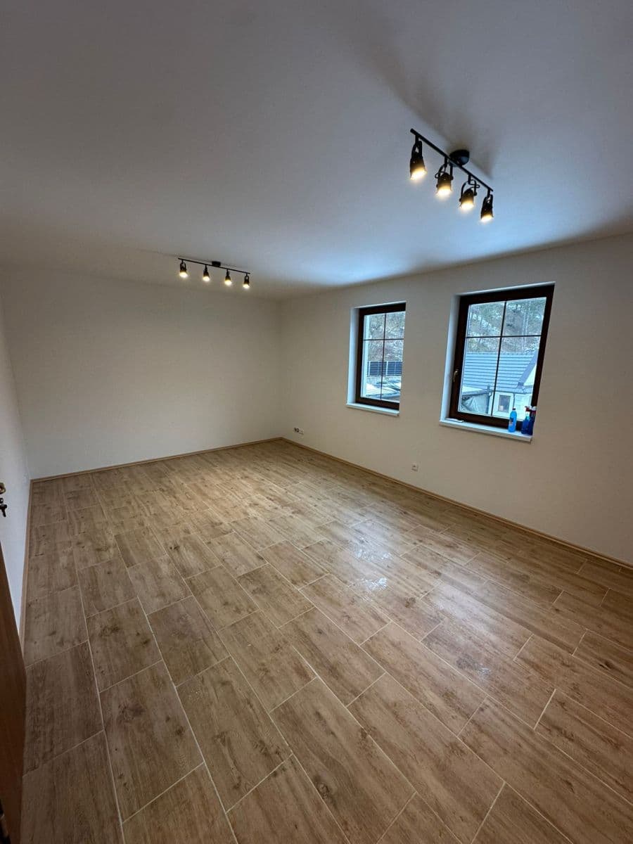 Pronájem bytu 1+kk 32 m², Na Cikánce, Praha, Praha Pronájem bytu 1+kk 32 m², Na Cikánce, Praha, Praha