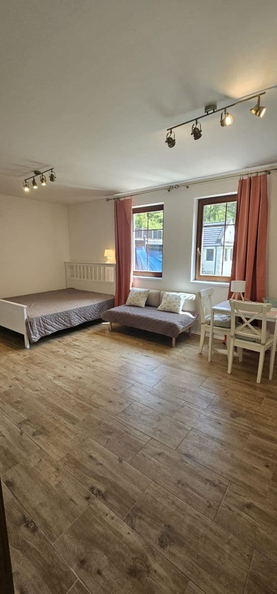Pronájem bytu 1+kk 28 m², Na Cikánce, Praha, Praha Pronájem bytu 1+kk 28 m², Na Cikánce, Praha, Praha
