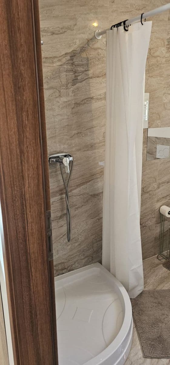 Pronájem bytu 1+kk 28 m², Na Cikánce, Praha, Praha Pronájem bytu 1+kk 28 m², Na Cikánce, Praha, Praha