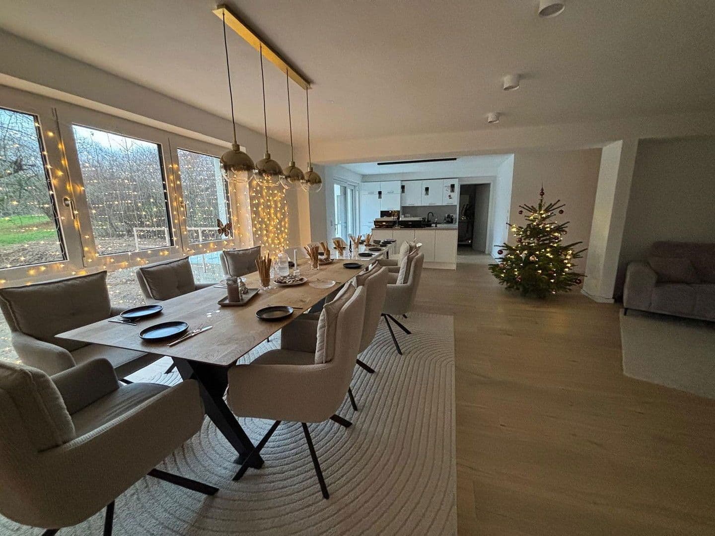 Pronájem bytu 5+kk 150 m², Nürtingen, Bádensko-Württembersko Pronájem bytu 5+kk 150 m², Nürtingen, Bádensko-Württembersko