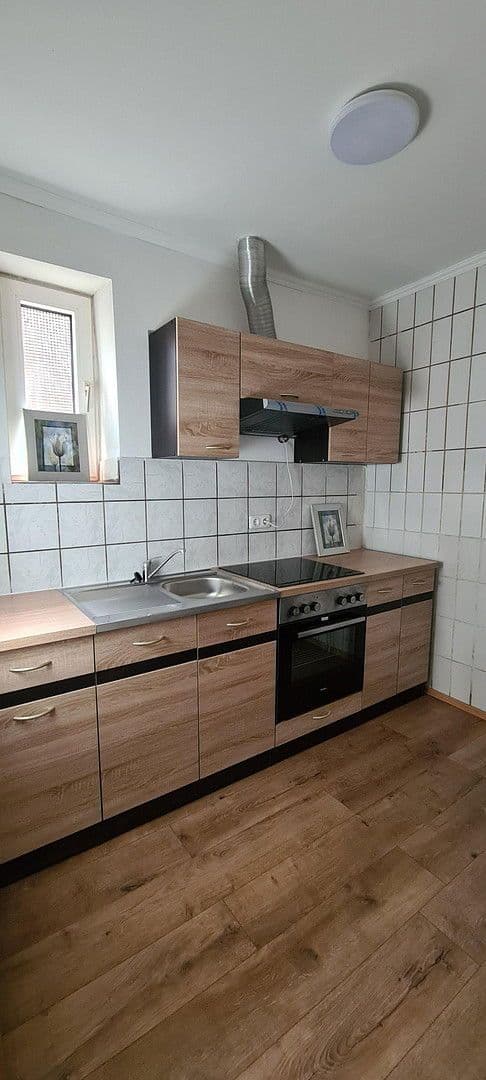 Prodej domu 385 m², pozemek 310 m², Papiermühlenstraße 6, Duisburg, Severní Porýní-Vestfálsko Prodej domu 385 m², pozemek 310 m², Papiermühlenstraße 6, Duisburg, Severní Porýní-Vestfálsko