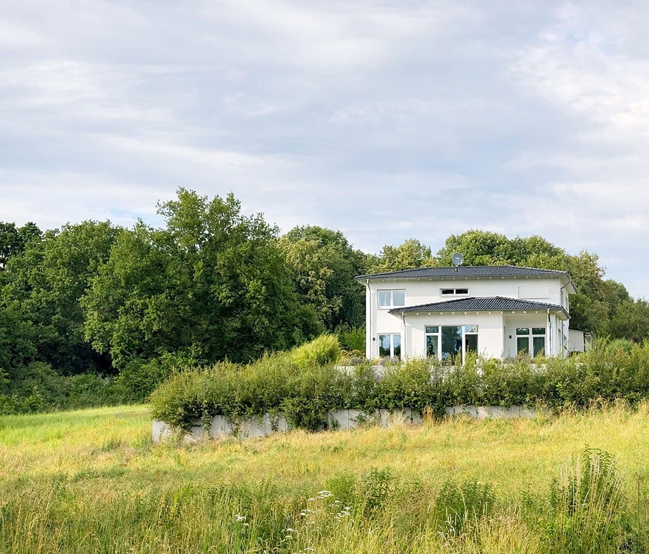 Prodej domu 226 m², pozemek 952 m², Bilshausen, Dolní Sasko Prodej domu 226 m², pozemek 952 m², Bilshausen, Dolní Sasko