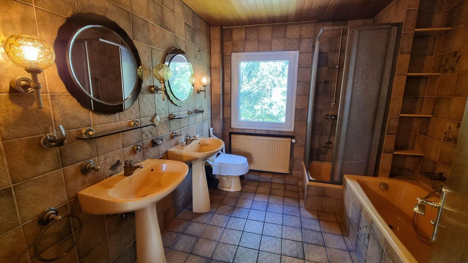 Prodej domu 177 m², pozemek 453 m², Bad Homburg vor der Höhe, Hessen Prodej domu 177 m², pozemek 453 m², Bad Homburg vor der Höhe, Hessen