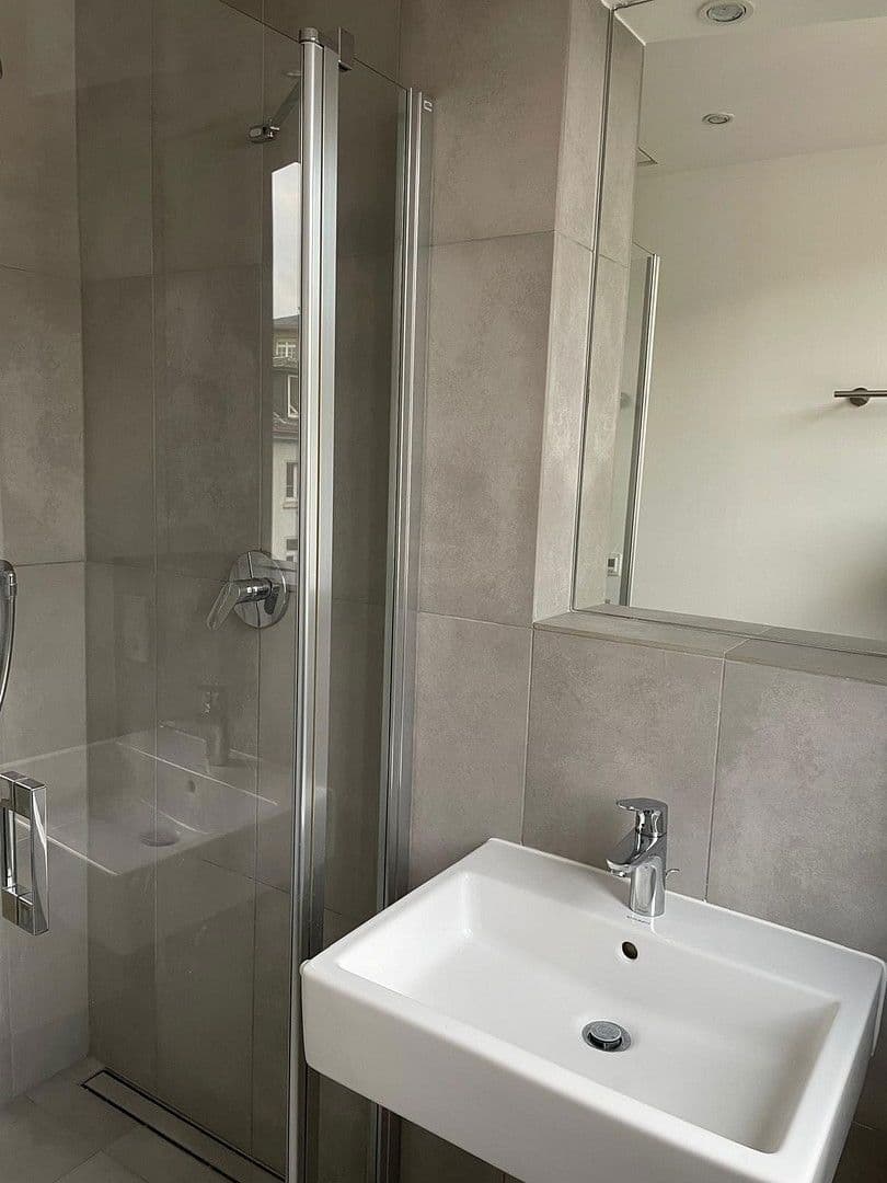 Pronájem bytu 2+1 52 m², Frankfurt, Hessen Pronájem bytu 2+1 52 m², Frankfurt, Hessen