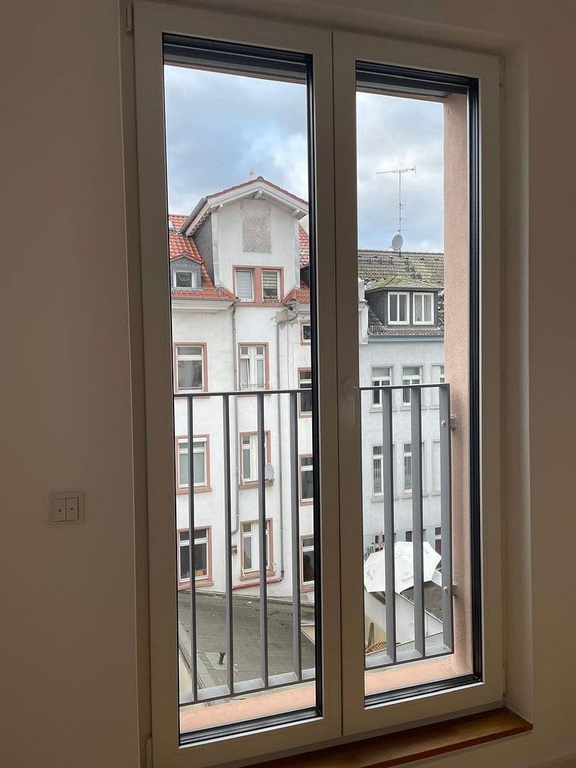 Pronájem bytu 2+1 52 m², Frankfurt, Hessen Pronájem bytu 2+1 52 m², Frankfurt, Hessen