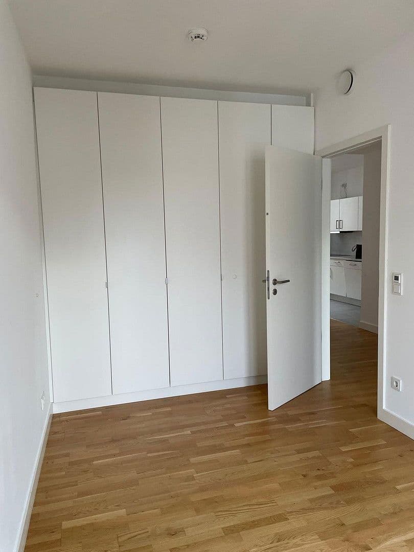 Pronájem bytu 2+1 52 m², Frankfurt, Hessen Pronájem bytu 2+1 52 m², Frankfurt, Hessen