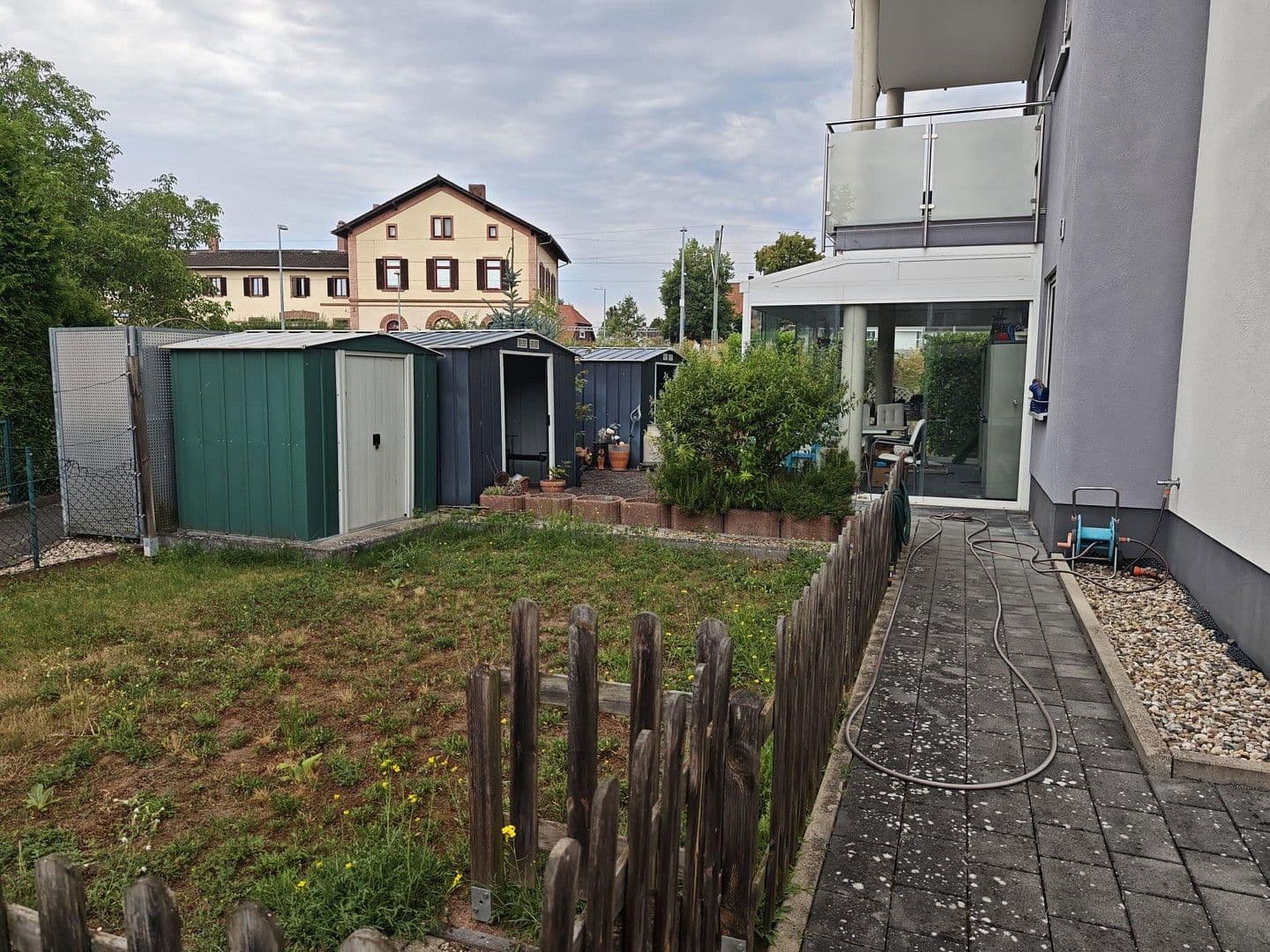 Prodej bytu 3+1 86 m², Bellheim, Porýní-Falc Prodej bytu 3+1 86 m², Bellheim, Porýní-Falc