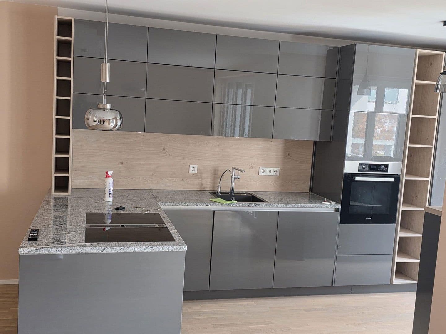 Pronájem bytu 3+1 79 m², München, Bavorsko Pronájem bytu 3+1 79 m², München, Bavorsko