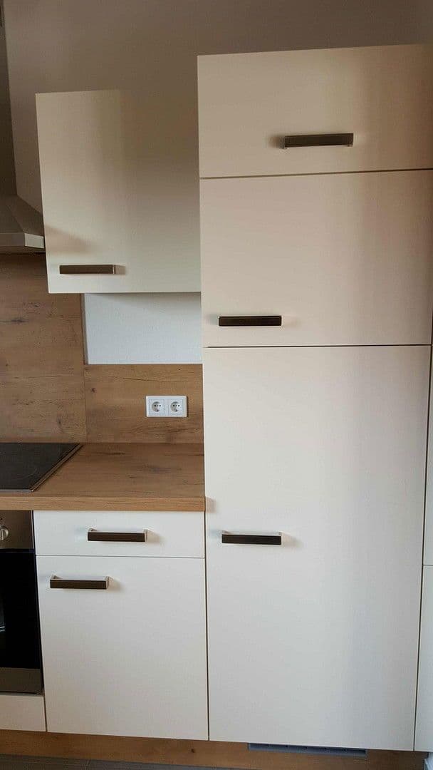 Prodej domu 200 m², pozemek 299 m², Karben, Hessen Prodej domu 200 m², pozemek 299 m², Karben, Hessen