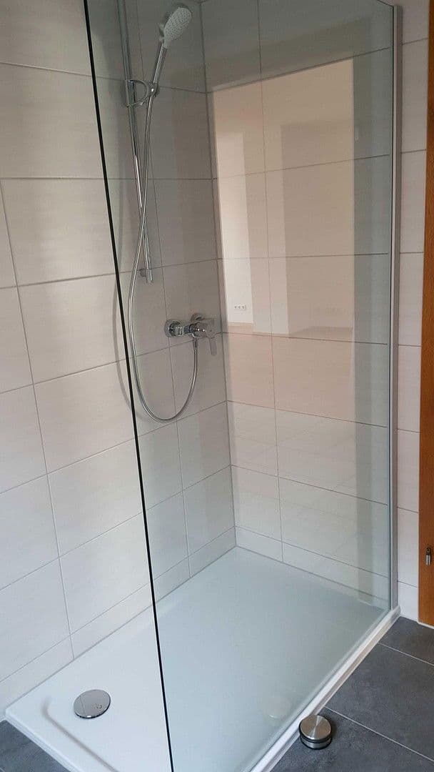 Prodej domu 200 m², pozemek 299 m², Karben, Hessen Prodej domu 200 m², pozemek 299 m², Karben, Hessen