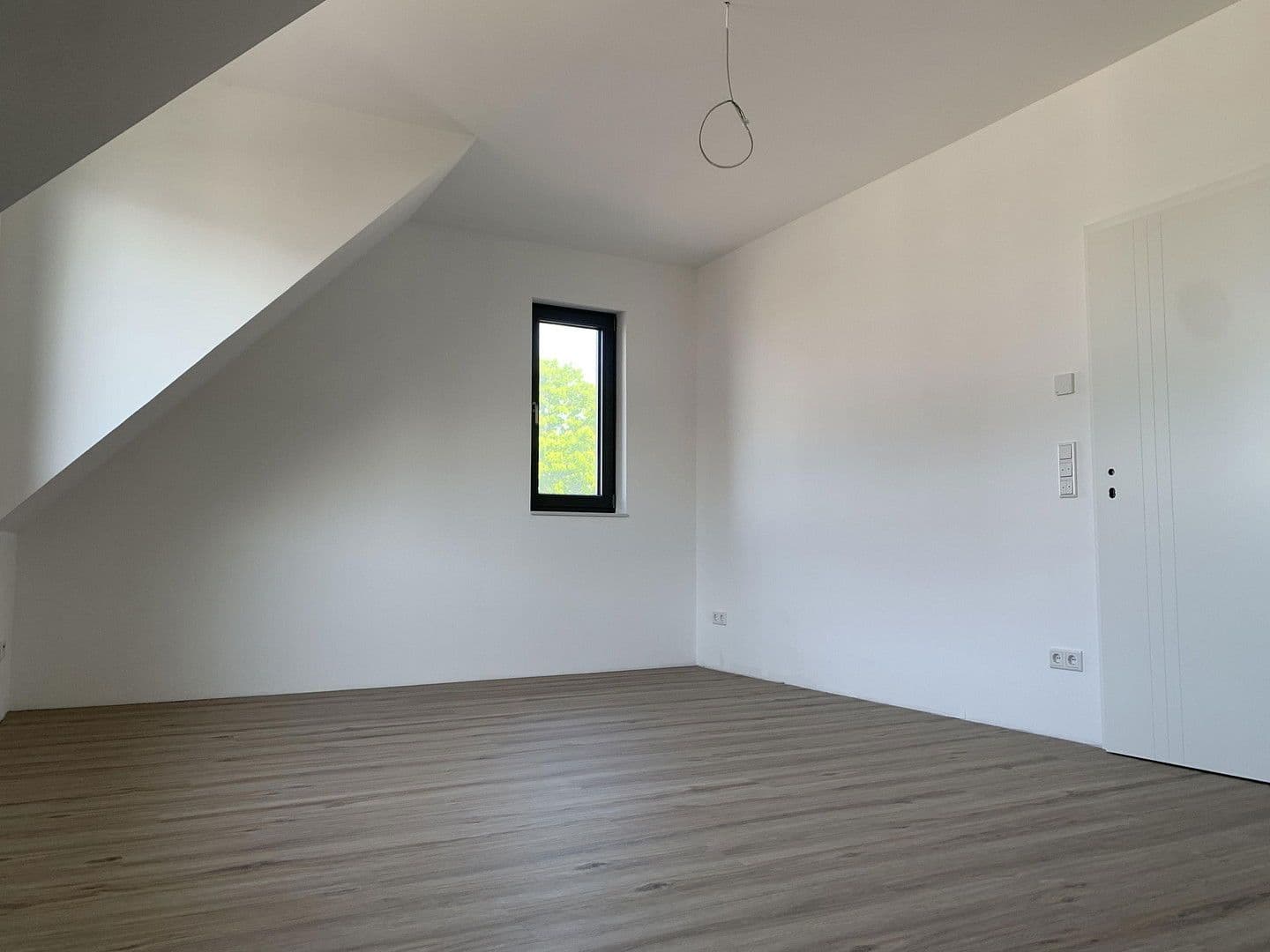 Pronájem domu 172 m², pozemek 368 m², Willich, Severní Porýní-Vestfálsko Pronájem domu 172 m², pozemek 368 m², Willich, Severní Porýní-Vestfálsko