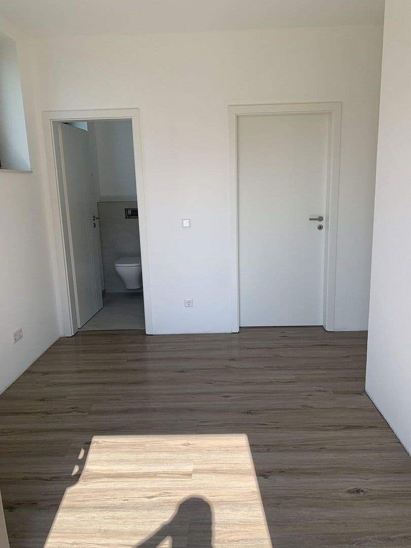 Pronájem domu 172 m², pozemek 368 m², Willich, Severní Porýní-Vestfálsko Pronájem domu 172 m², pozemek 368 m², Willich, Severní Porýní-Vestfálsko