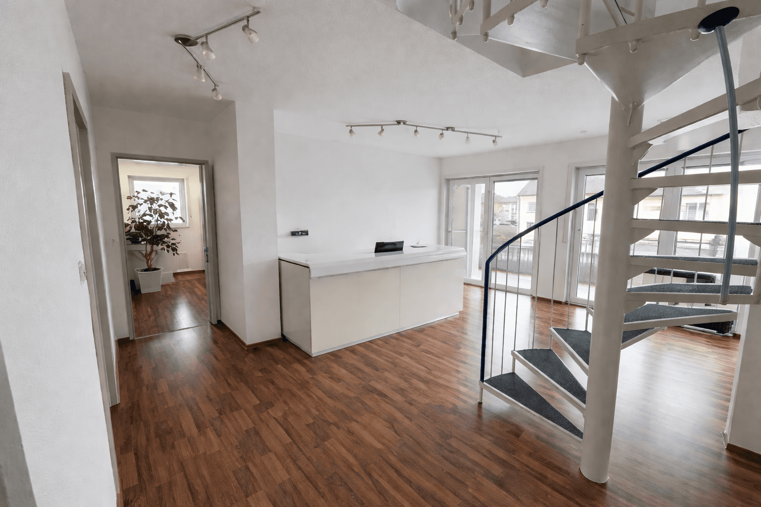 Pronájem kanceláře 172 m², Senden, Bavorsko Pronájem kanceláře 172 m², Senden, Bavorsko