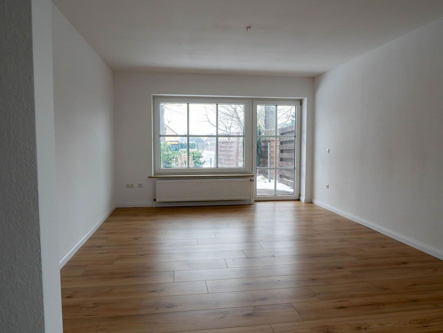 Pronájem bytu 4+1 90 m², Grasseler Straße 90, Braunschweig, Dolní Sasko Pronájem bytu 4+1 90 m², Grasseler Straße 90, Braunschweig, Dolní Sasko