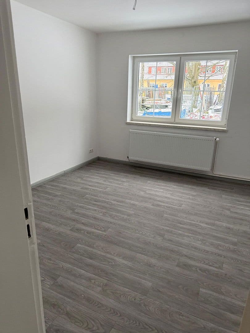 Pronájem bytu 3+1 59 m², Oberkrämer, Braniborsko Pronájem bytu 3+1 59 m², Oberkrämer, Braniborsko