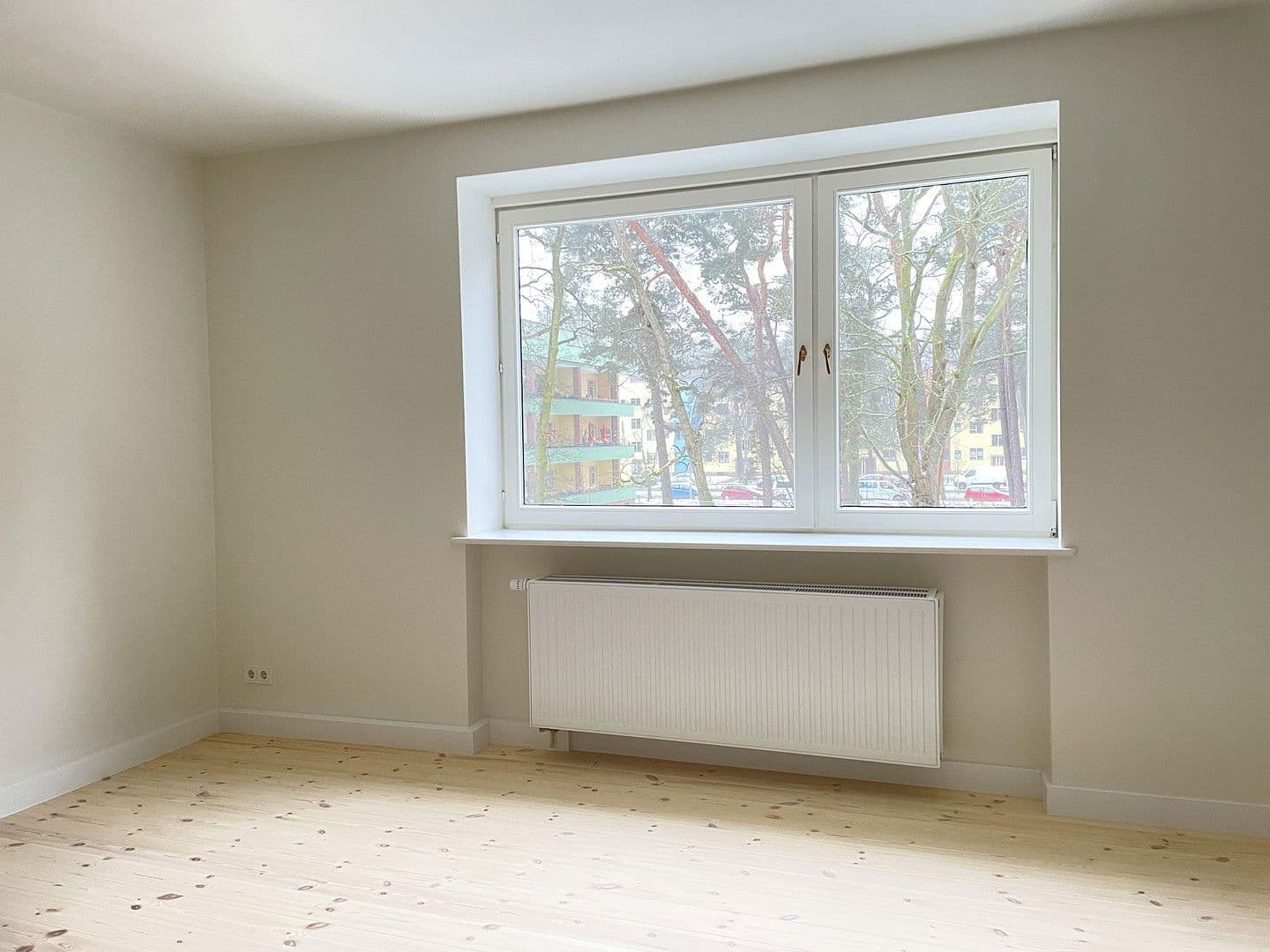 Prodej domu 120 m², pozemek 165 m², Berlin, Berlín Prodej domu 120 m², pozemek 165 m², Berlin, Berlín