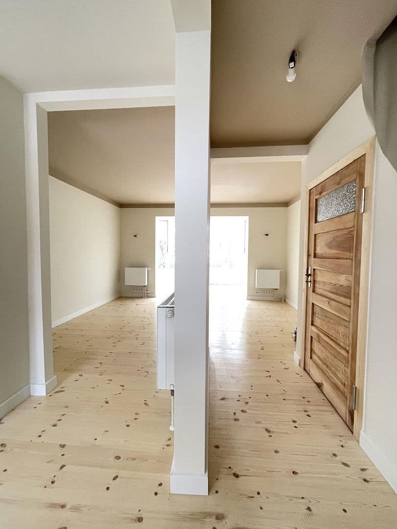 Prodej domu 120 m², pozemek 165 m², Berlin, Berlín Prodej domu 120 m², pozemek 165 m², Berlin, Berlín