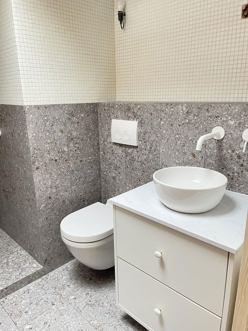 Prodej domu 120 m², pozemek 165 m², Berlin, Berlín Prodej domu 120 m², pozemek 165 m², Berlin, Berlín