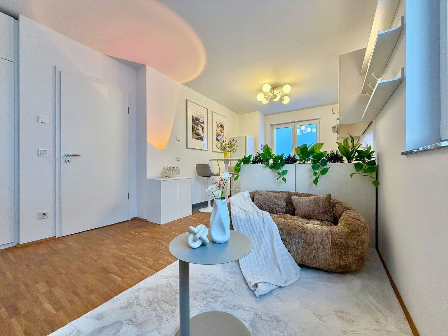 Pronájem bytu 1+1 36 m², Fitzmauricestr. 25, Köln, Severní Porýní-Vestfálsko Pronájem bytu 1+1 36 m², Fitzmauricestr. 25, Köln, Severní Porýní-Vestfálsko